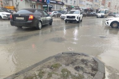 Реки воды и грязи: ледяной дождь сменился обычным в Ставрополе ИА Stavropol.Media