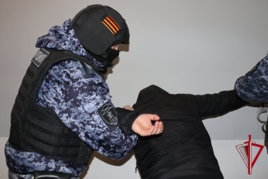 Пьяный вахтовик со Ставрополья устроил драку с постояльцами гостиницы Магадана Росгвардия Магадана