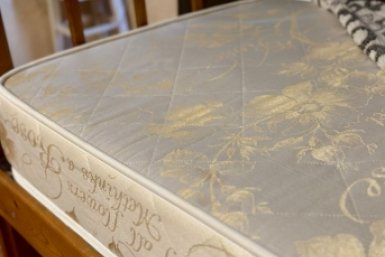 Перед сменой постельного белья насыпьте 2 ложки на матрас: исчезнут пятна и мерзкий запах ИА Stavropol.Media