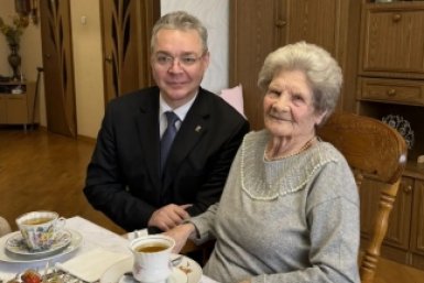 Со 100-летием поздравил ветерана Великой Отечественной войны глава Ставрополья Соцсети губернатора Ставрополья Владимира Владимирова