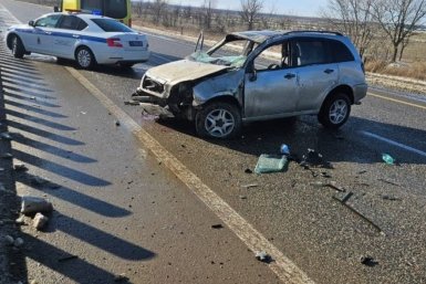 Водитель без прав врезался в бетонный отбойник под Ставрополем ГАИ СК