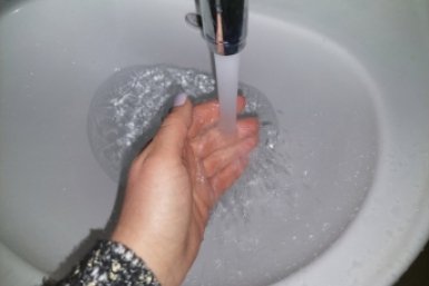 Дрожжи против засоров: добавляю 1 ложку в раковину — и трубы очищаются сами собой за одну ночь Дарья Шерстюкова, ИА KrasnodarMedia