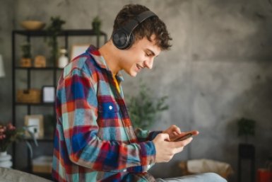 Т2 запускает геймерскую мультиподписку MiXX Play Pro Miljan Zivkovic/Shutterstock