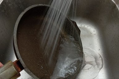 Сковорода заблестит как новая: простой способ избавления от векового нагара без лишних трат ИА Stavropol.Media