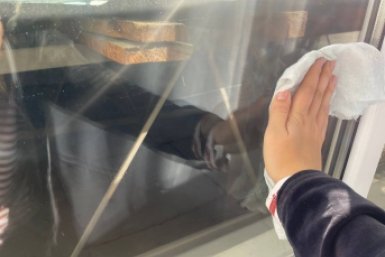 У меня дома ни 1 развода: берем пузырек из аптеки и моем окна с зеркалом ИА Stavropol.Media