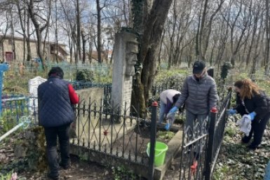 В Ставрополе ко Дню Победы обновят 700 захоронений фронтовиков