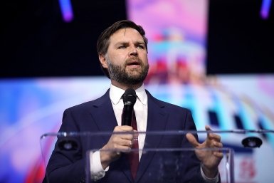 Вэнс пообещал Ирану экономическое сотрудничество с США после отказа от ядерной программы commons.wikimedia.org