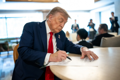 Трамп заявил, что не будет продлевать перемирие с Ираном