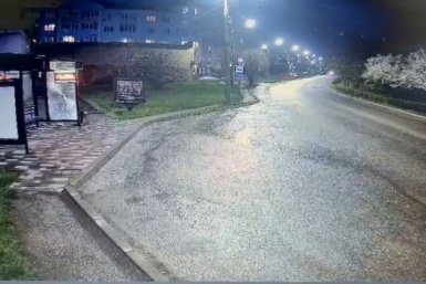 Неизвестный стрелял по остановке обществественного транспорта в Железноводске