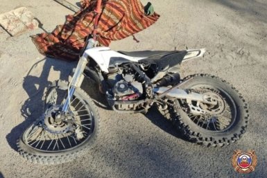 15-летний подросток разбился на питбайке в Пятигорске, его пассажир в реанимации