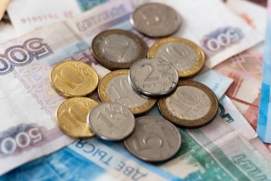 Зарплатная пропасть: в Приангарье женщины получают почти на 40% меньше мужчин
