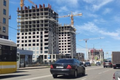 Вид на Эльбрус и пробки: в Ставрополе строится ЖК “Крылья”