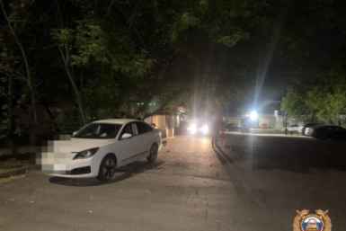 Подросток на самокате попал под машину во дворе на Мира в Ставрополе