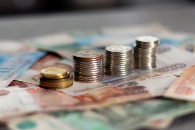 Крупные банки повысили ставки по краткосрочным вкладам до 19%