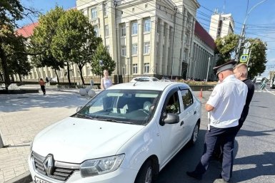 Десятки нарушений в работе такси нашли во время рейдов на Ставрополье
