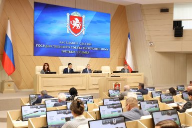 Депутаты приняли документ в первом чтении Соцсети В. Константинова