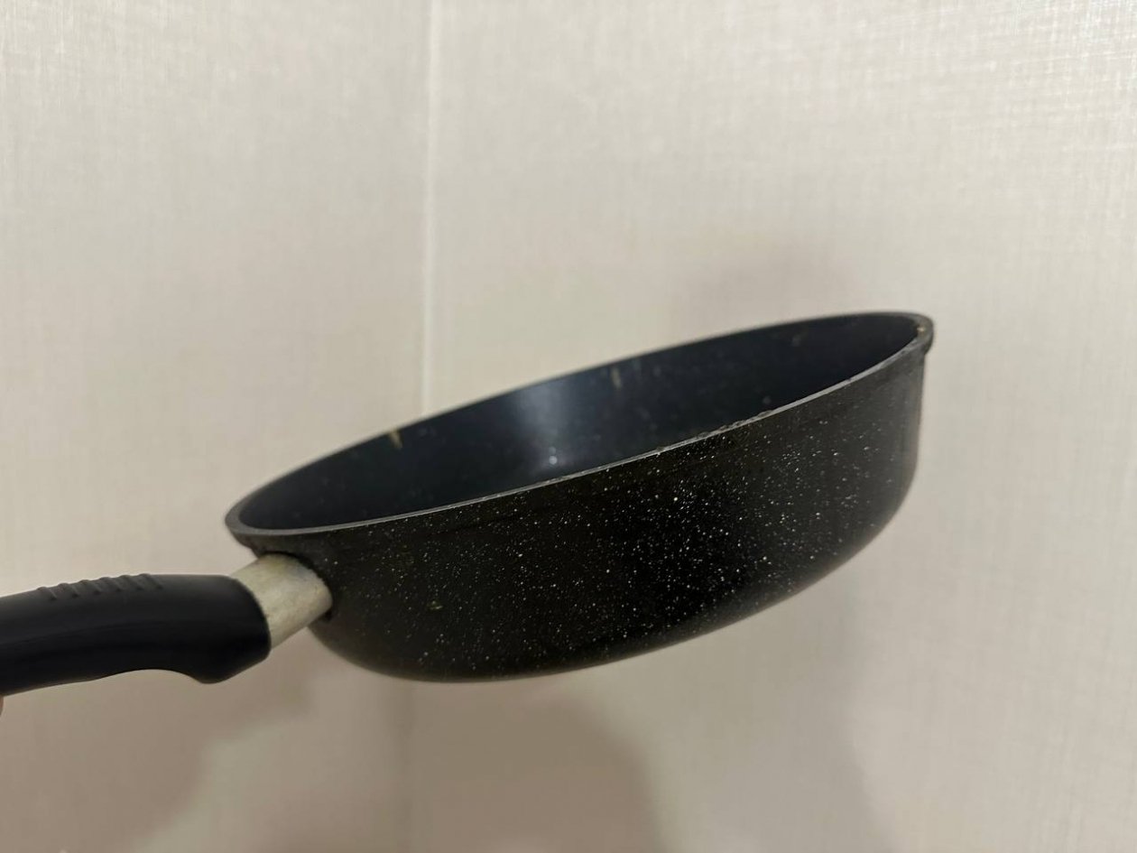 Выбросила дорогую химию. Теперь моя сковорода как новая: копеечный способ от нагара и жира ИА Stavropol.Media