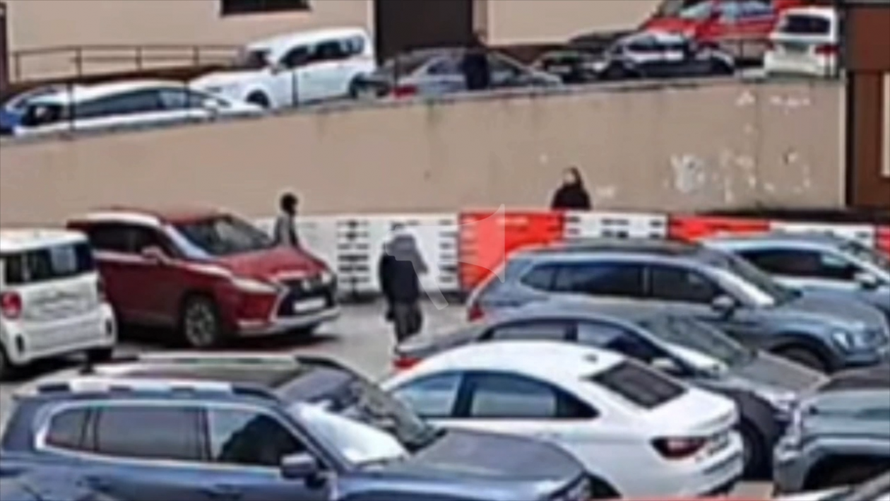 На подростков, которые хулиганили в ЖК &quotШоколад&quot, пожаловалась жительница Ставрополя Предоставлено ИА Stavropol.Media