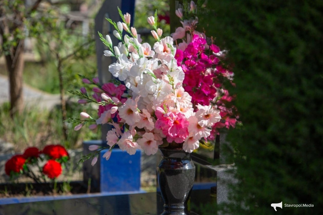 Губернатор Ставрополья поздравил православных земляков с Радоницей ИА Stavropol.Media