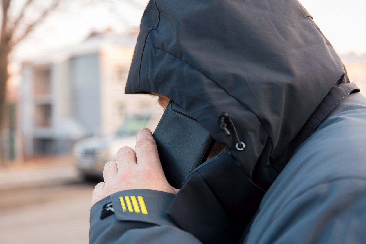 На Ставрополье курьер мошенника привез пенсионеру торт и забрал 1 млн рублей Илья Аверьянов, ИА PrimaMedia.ru