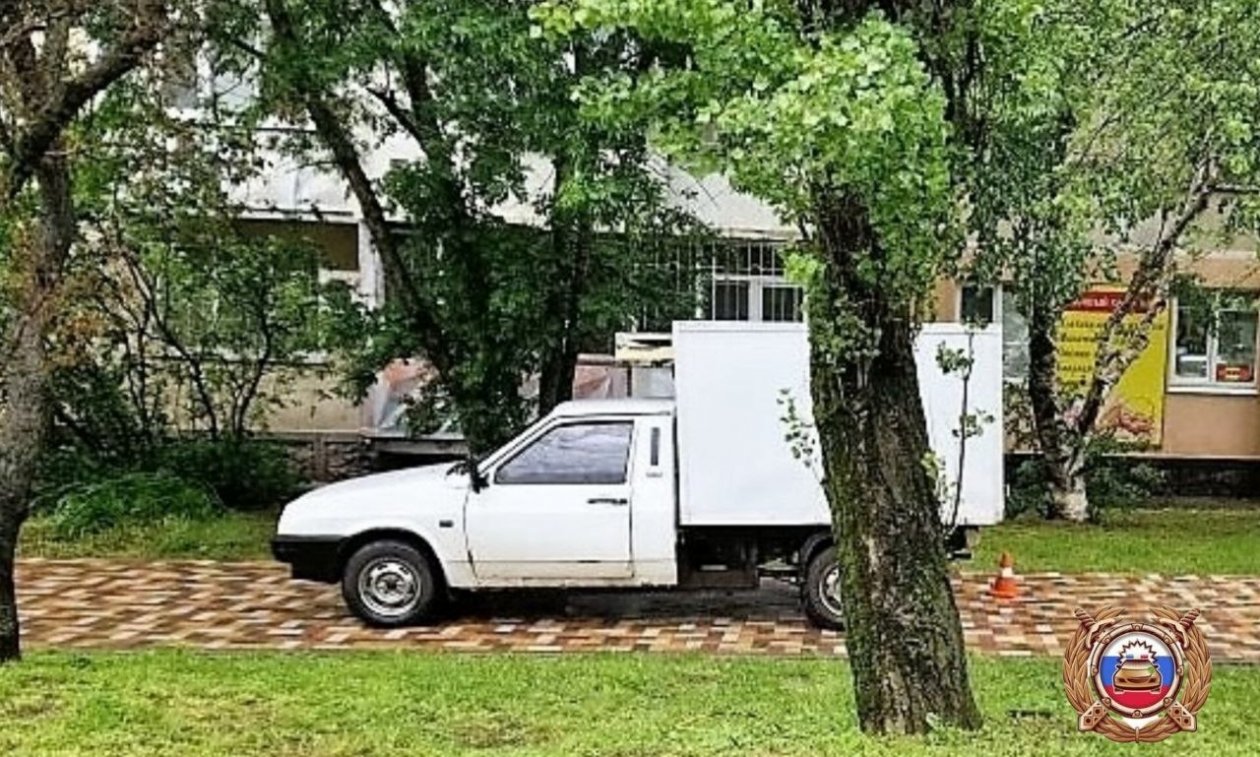74-летнего пешехода сбил автомобиль на тротуаре в Ставрополе Госавтоинспекция Ставрополья
