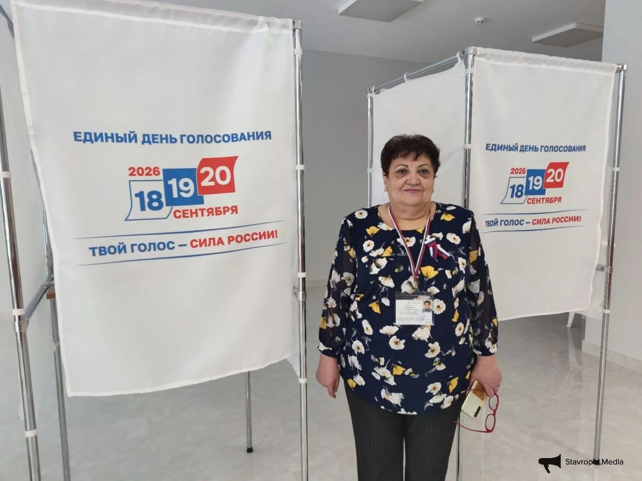 председатель УИК №3 Елена Наумова