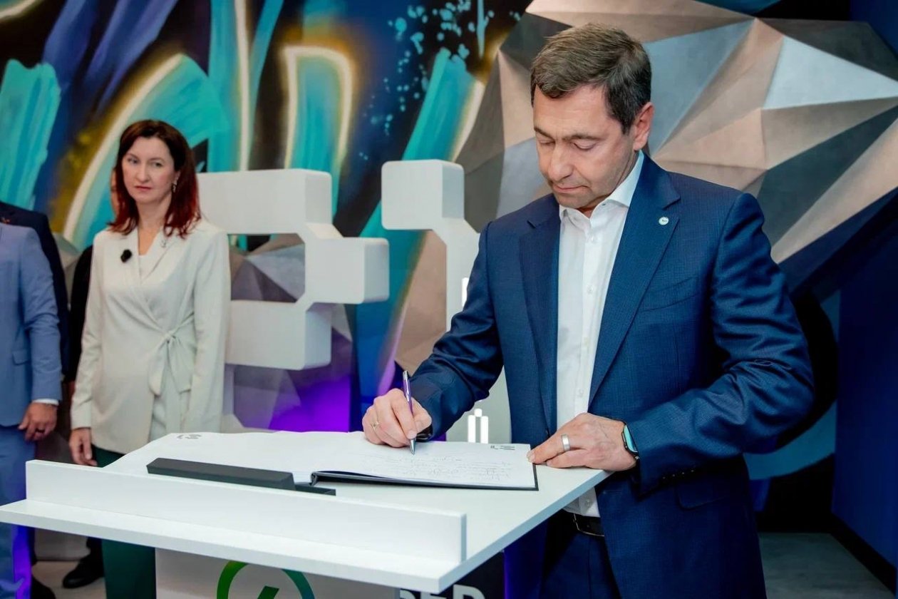 В Донецке начала работать «Школа 21»