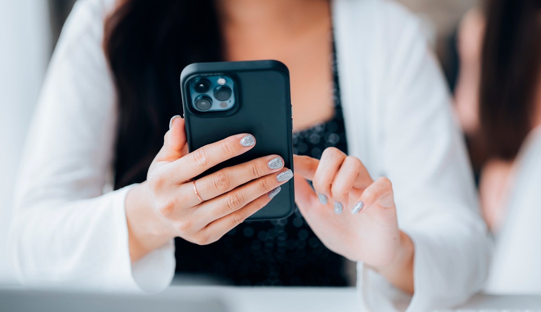 Т2 запускает единое окно для доступа к 50 нейросетям для клиентов Shutterstock/ автор Pickadook