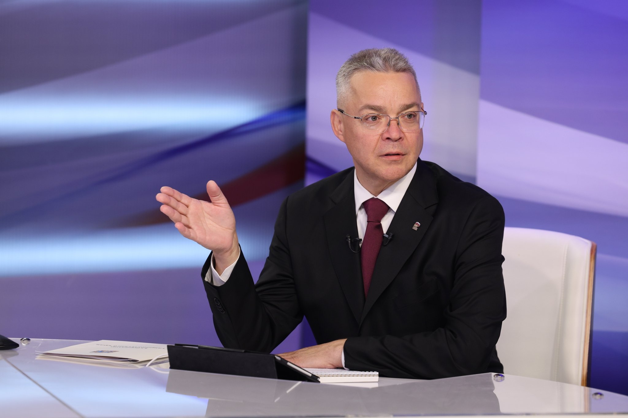Началась прямая линия губернатора Ставрополья Владимира Владимирова
