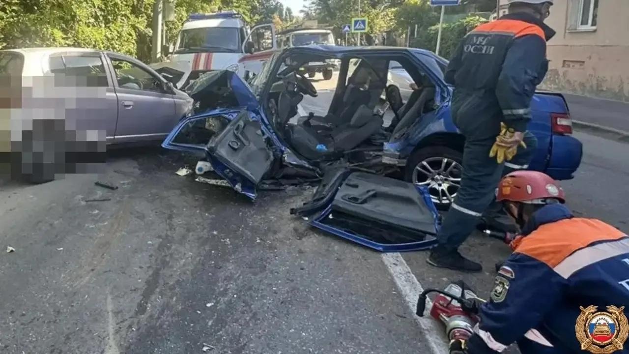 ВАЗ и Toyota столкнулись в Ставрополе Госавтоинспекция Ставрополья