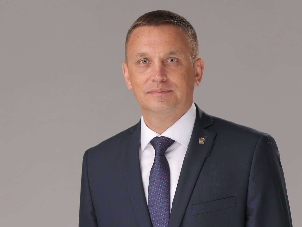 Дмитрий Шуваев досрочно сложит полномочия депутата в думе Ставрополья Андрей Фоменко