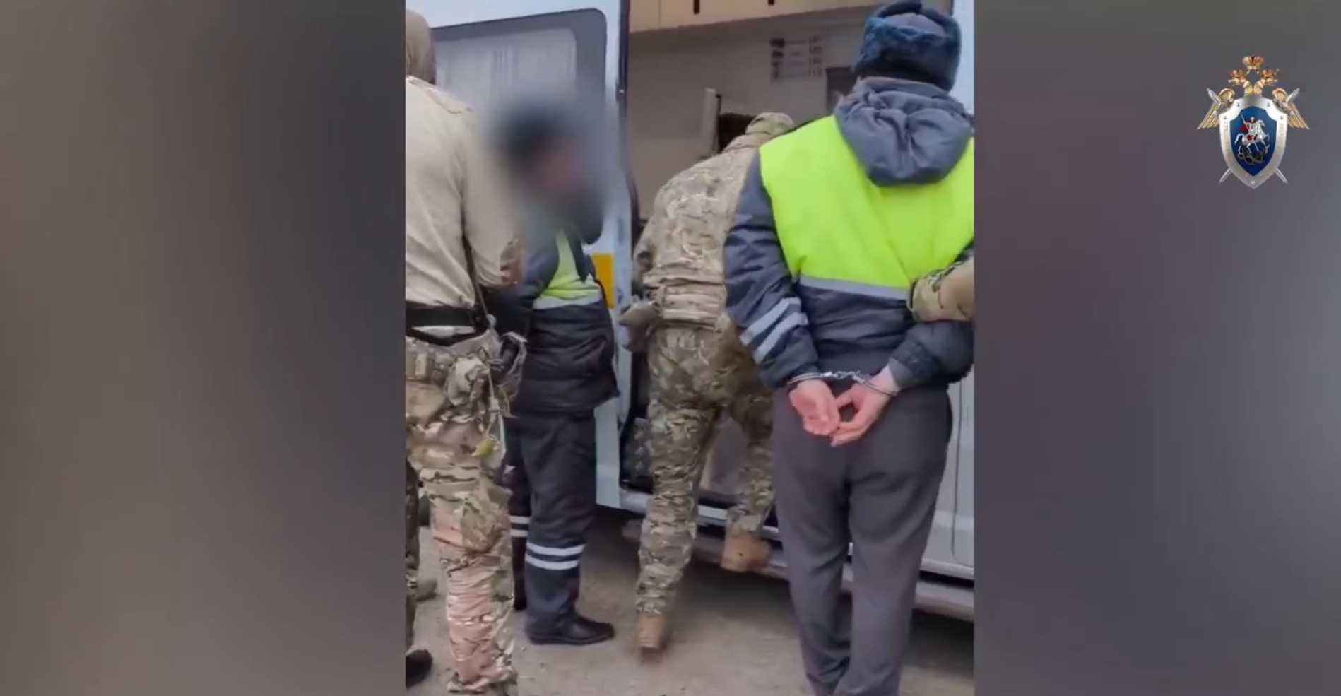 На Ставрополье 15 экс-сотрудников Ространснадзора обвинили во взятках на 5,6 млн Скриншот видео СУ СКР по Ставрополью
