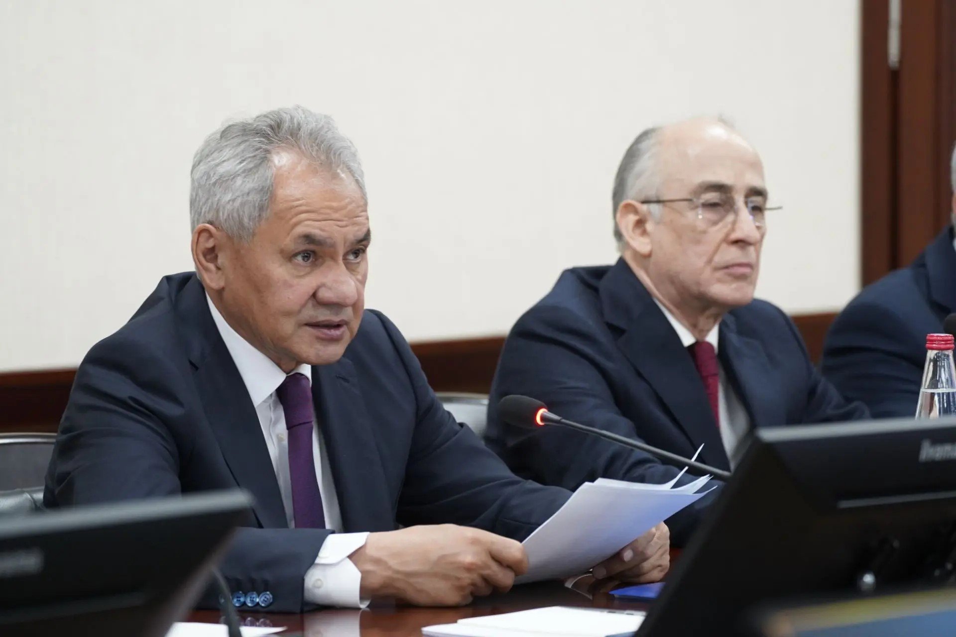 Шойгу провёл на Ставрополье совещание по предупреждению деструктивной деятельности соцсети Владимира Владимирова